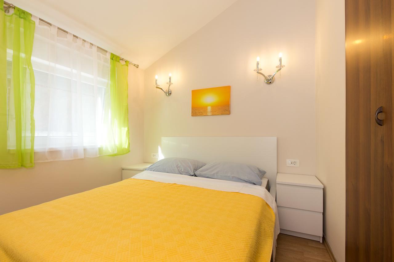 Apartments Tamaris Čižići エクステリア 写真