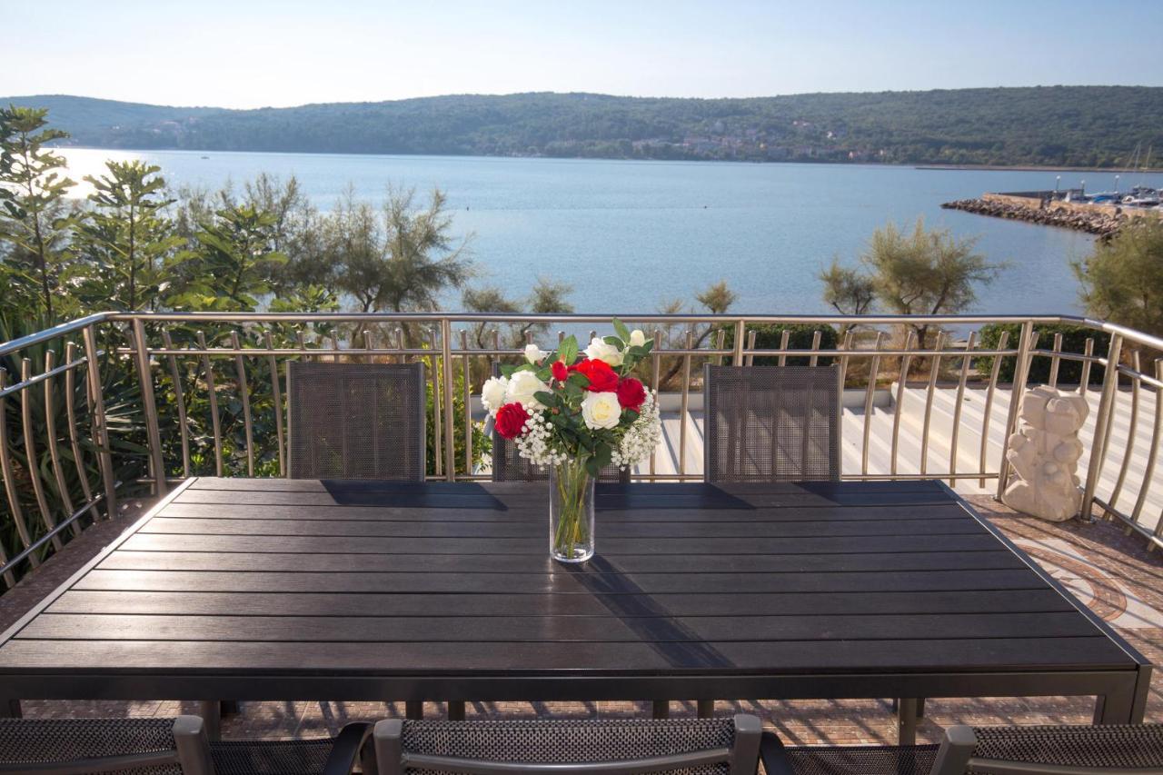 Apartments Tamaris Čižići エクステリア 写真